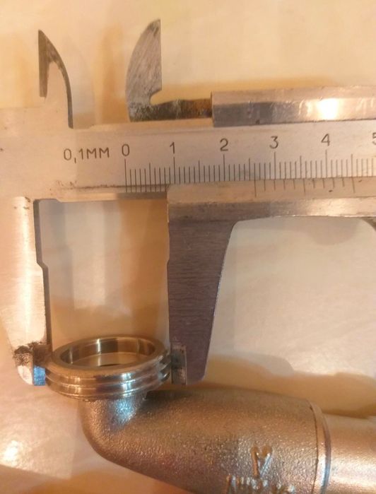 Поливочный кран. 
Фирма SENA. 
В наличии: одна шт. 
Spain   1/2
"A"