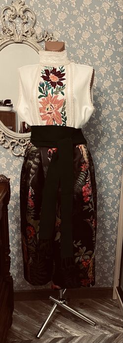 Вишиванка дизайнерська стильна