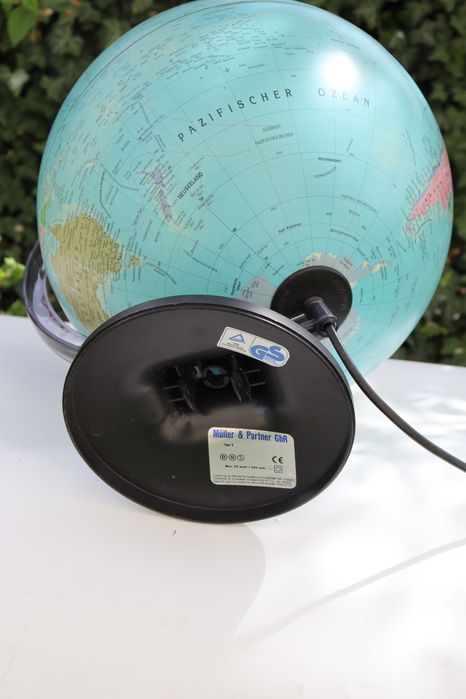 Podświetlany globus Lampka Globemaster