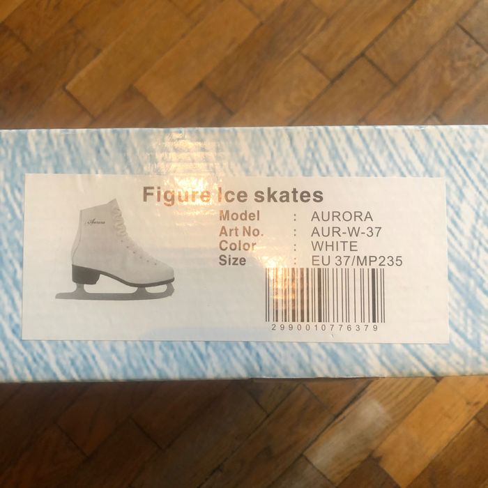 Жіночі фігурні ковзани