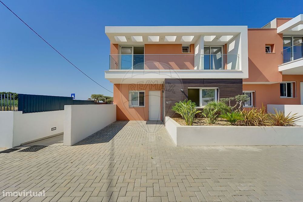 New T3 Villa for Sale