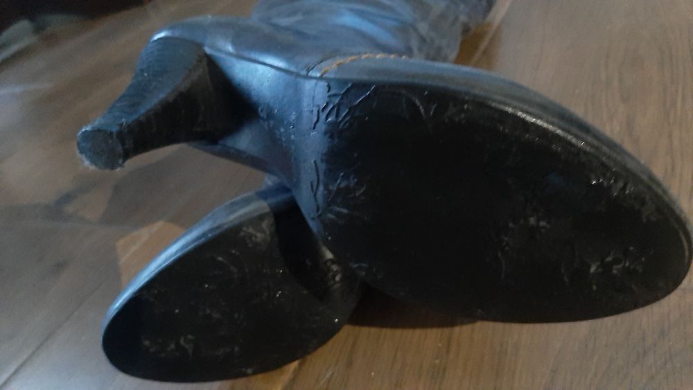 Włoskie Kozaki skórzane granatowe 37