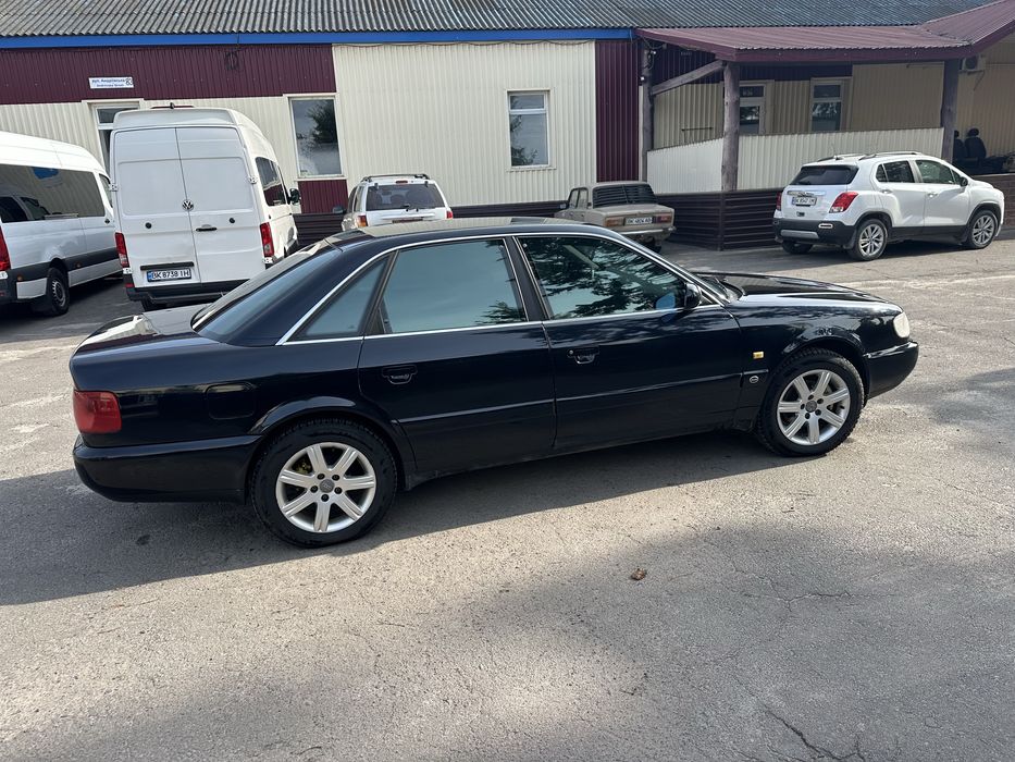 Ауді а6 с4 2.6 газ бензин