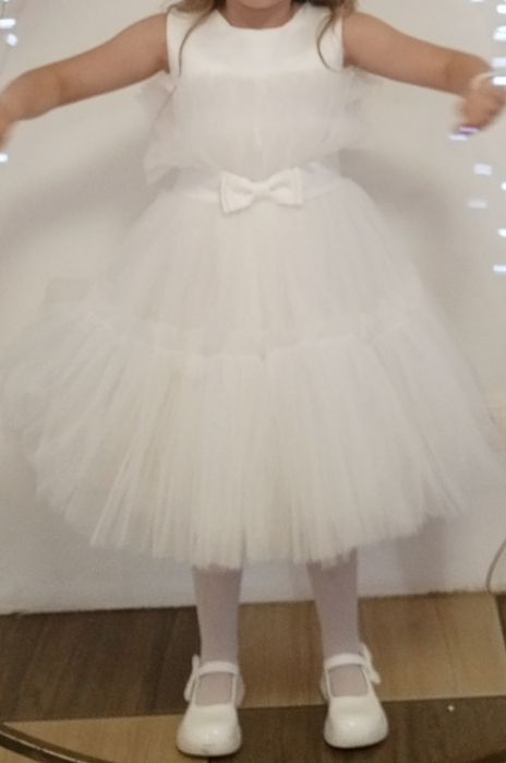 Плаття на випускний вечір