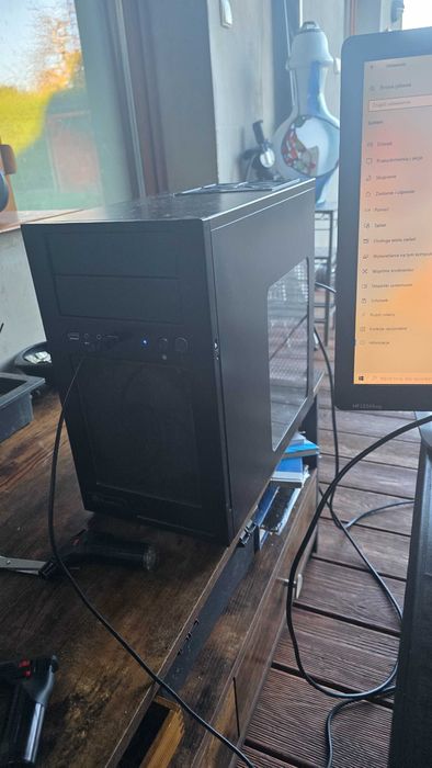 Komputer stacjonarny i7-3770T / 12GB RAM / SSD 120GB