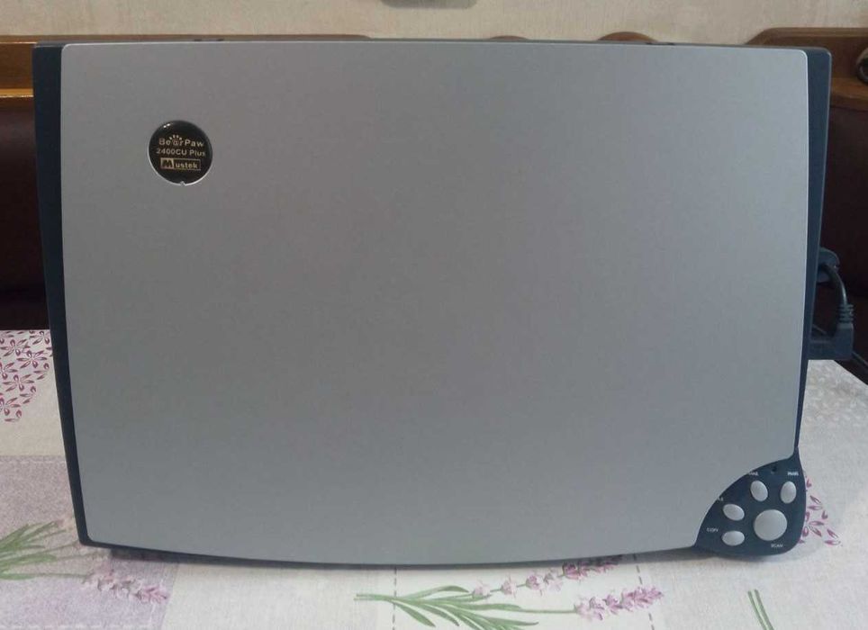 Сканер Mustek BearPaw 2400 Plus
