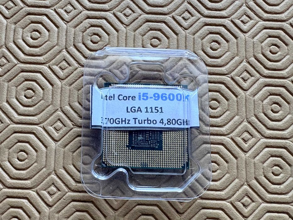 Processador intel core i5-9600K 9ªGeraçâo Socket 1151