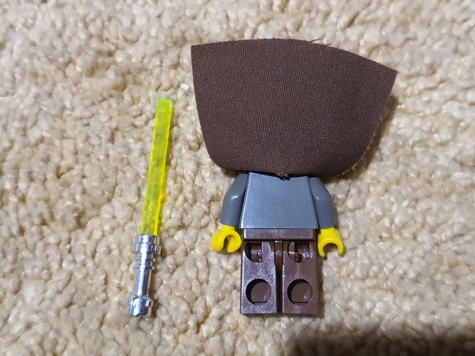 Figurka Lego Star Wars sw0057 Jedi Bob z mieczem świetlnym