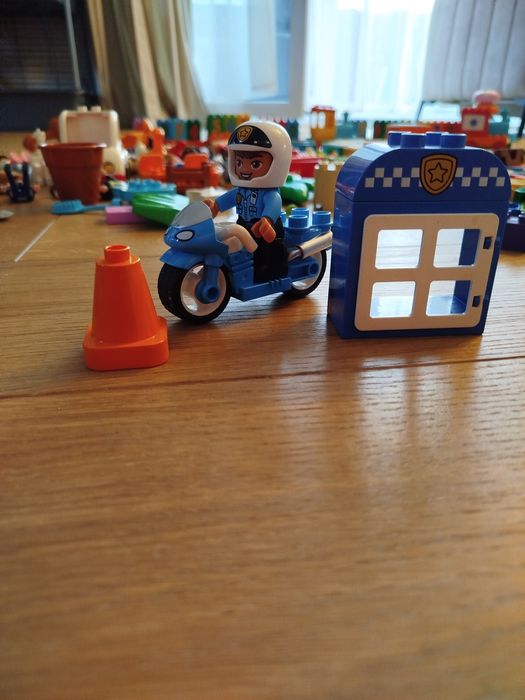 Sprzedam duży zestaw klocków LEGO Duplo