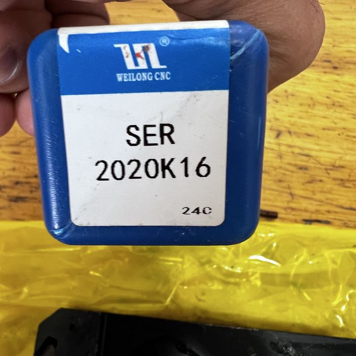 Suporte torneamento CNC rosca externa SER 2020K16 - Novo64550229143683125
