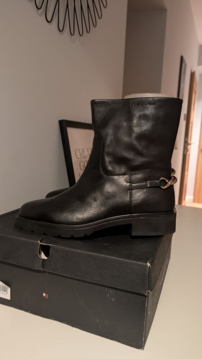 Botki skórzane Tommy Hilfiger rozmiar 41