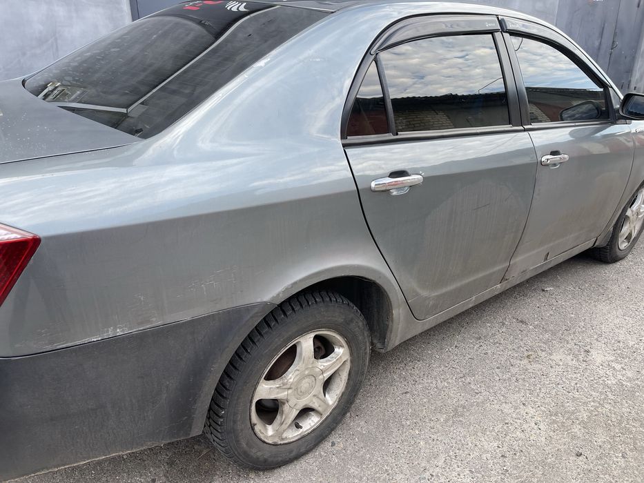продам авто GEELY FC 2009  года
