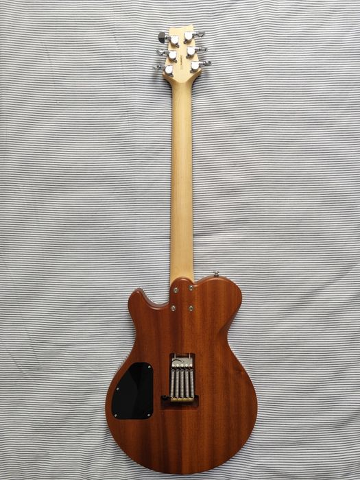 Guitarra Eléctrica Pereira Guitars Joseane Custom