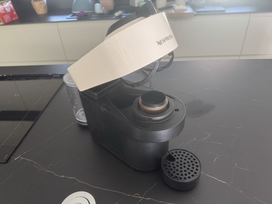 Maquina Cafe Nespresso Vertuo
