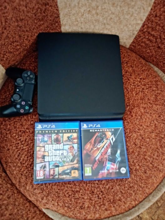 Sprzedam PlayStation 4