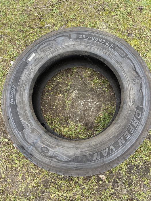 Infinity opona 295/60, R22,5