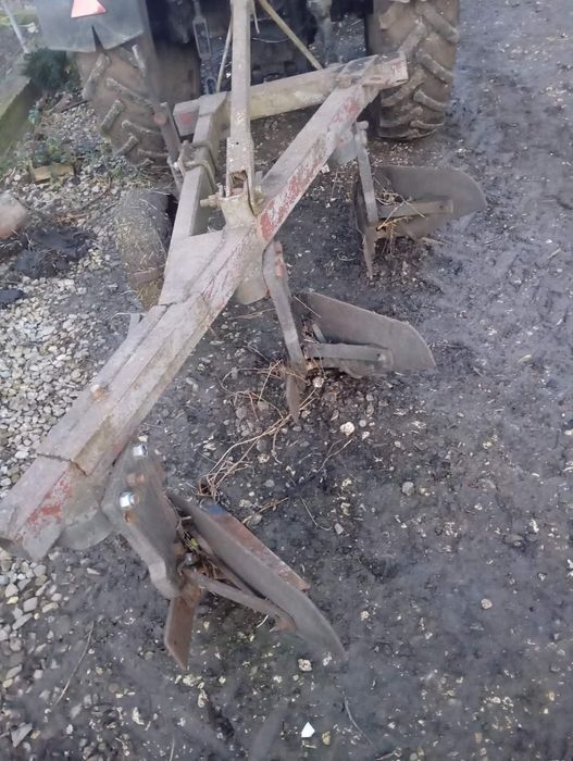 Продам плуг  до мтз-82