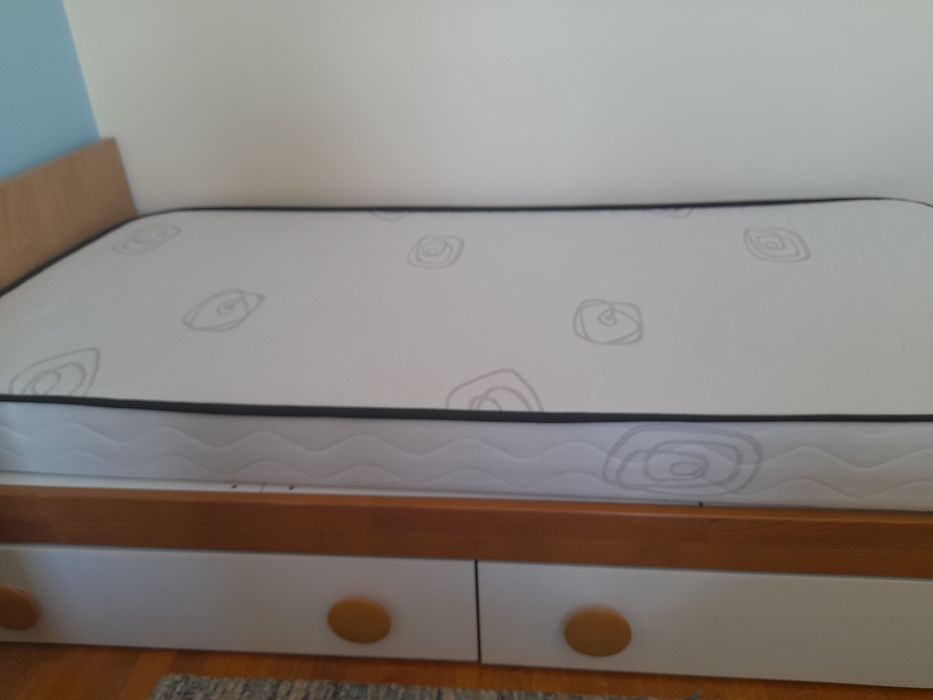 Cama para quarto infantil  2.00mx 95 Cm
