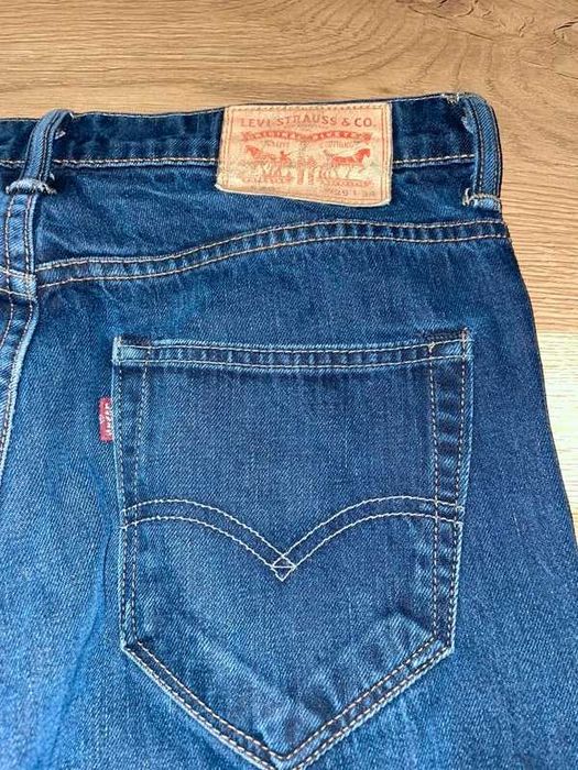 Spodnie Levi's granatowe  jeansy W29 34L