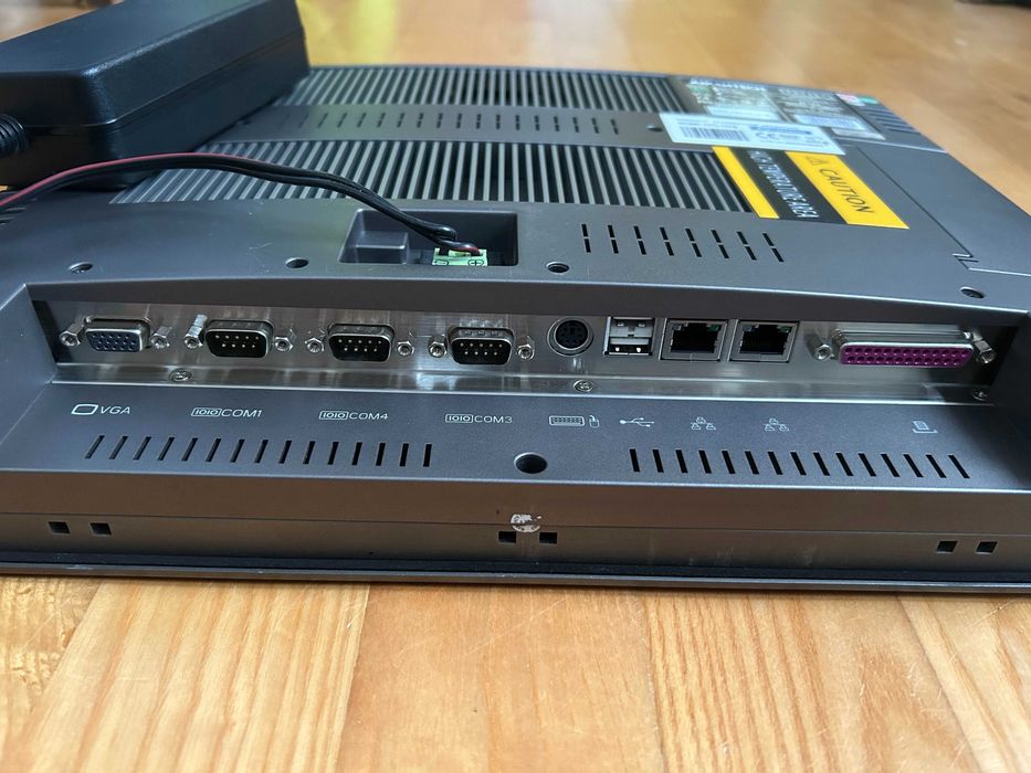 Komputer Przemysłowy Panelowy Advantech TPC-1570, Panel