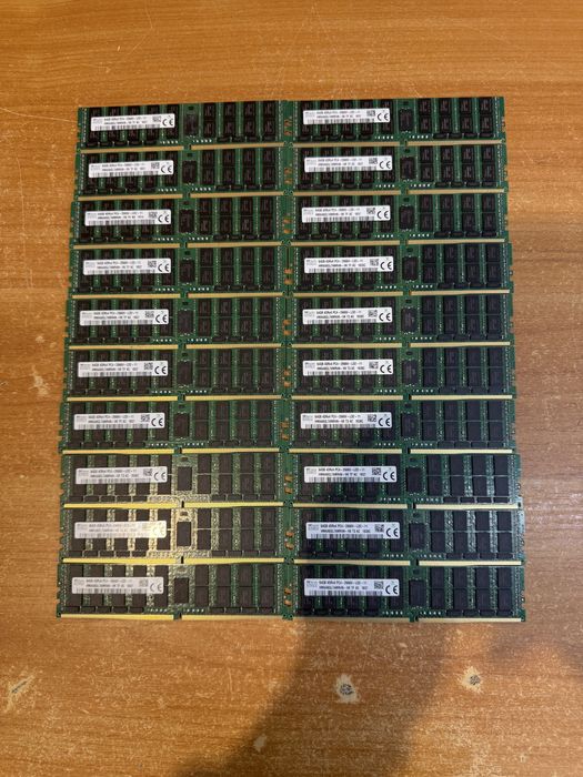 Серверная память Hynix 64Gb 4DRx4 DDR4 PC4-21300 - 2666V ECC REG
