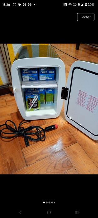 Mini frigorífico portátil auto (faz quente e frio)
