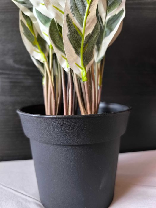 Planta artificial nova do IKEA - FEJKA