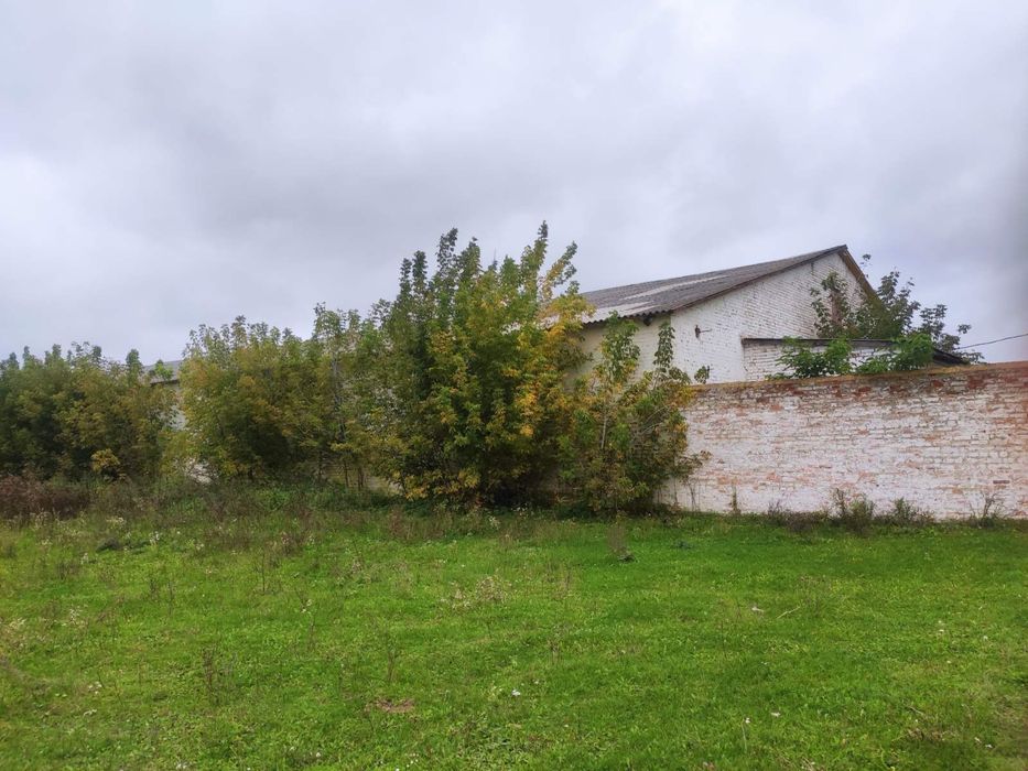 Продам приміщення (ферма)