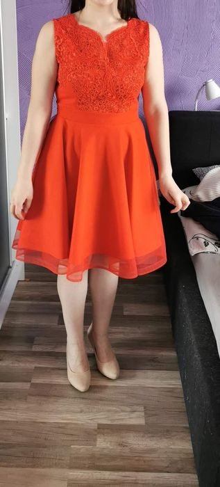 Czerwona sukienka przepiękna