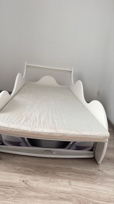 Продаю дитяче ліжечко вживане