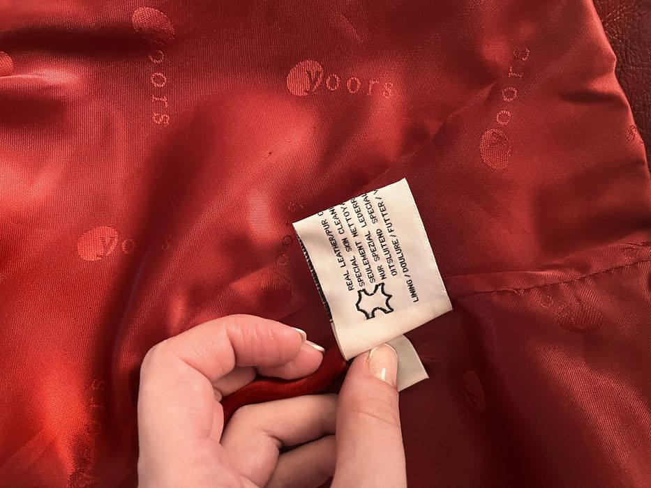 Стильна шкіряна куртка піджак