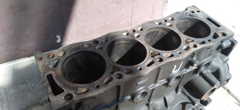 Блок двигуна голий CITROEN Jumpy 1.9 л 2005 рік