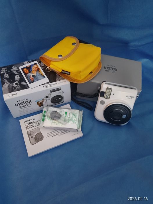 Câmera Instax mini 70 Fujifilm