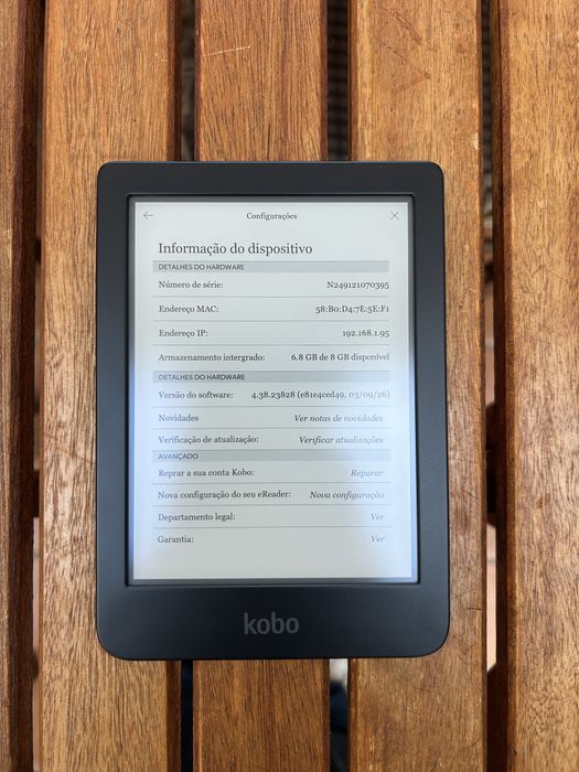 Kobo Clara HD com caixa e cabo