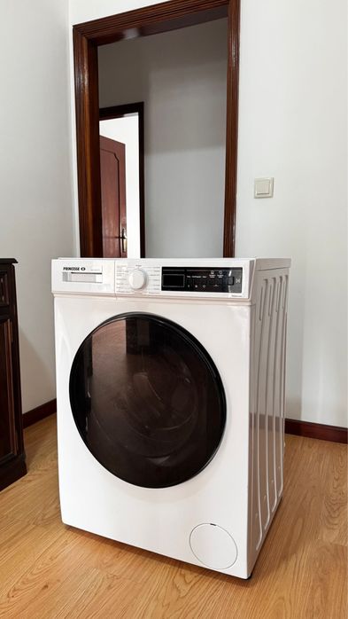 Máquina de Lavar e Secar Roupa Princesse 8kg/5kg - Excelente Estado com garantia