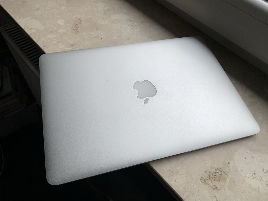 Apple macbook air 2010 a1369 emc 2392