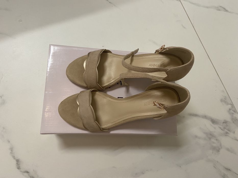 Sandałki Anna Field - nowe