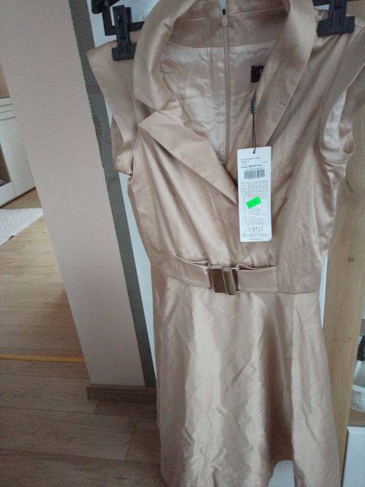 Sukienka damska z podszewką z krótkim rękawem z Simlpe