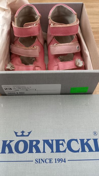 Sandały Kornecki 23