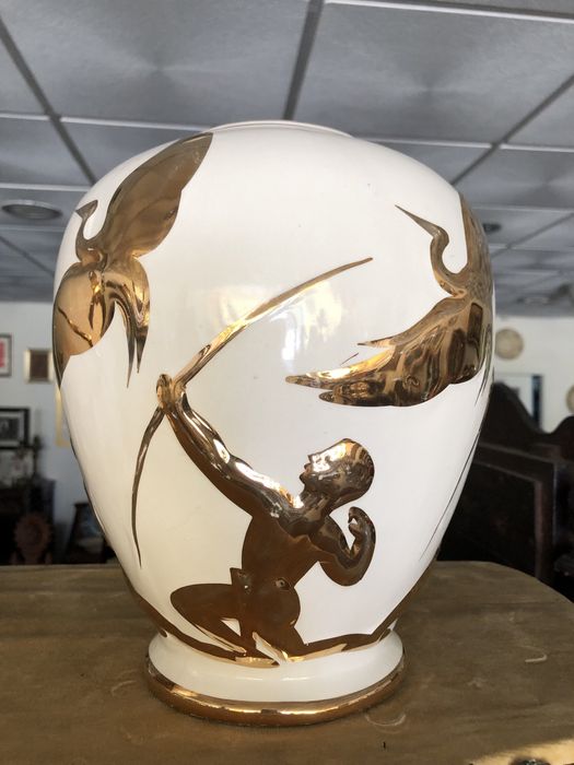 Jarros fabrica Sacavém