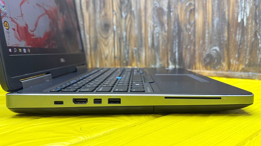РОЗПРОДАЖ!  Недорогий Ігровий Ноутбук Dell Precision 7510 /Quadro M1000 2 GB