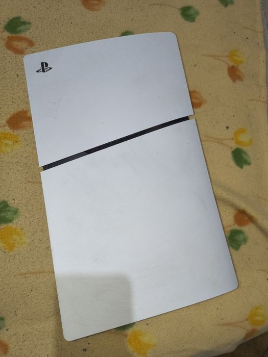 PlayStation 5 Slim com disco