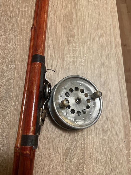 Wędka retro bambus 2 sztuki + kołowrotek