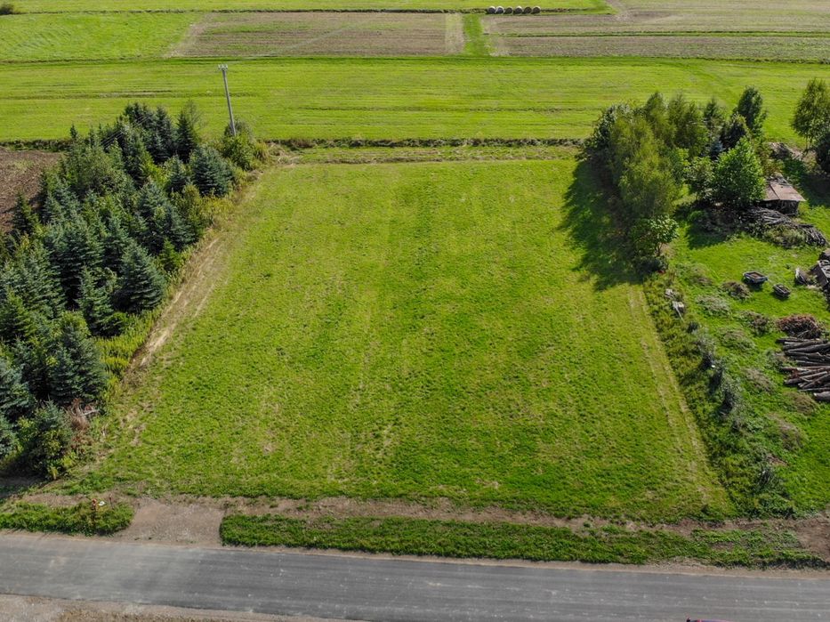 Działka budowlana 13 ar/ 26 ar -media-gaz-prąd-woda Dabrowa Tarnowska