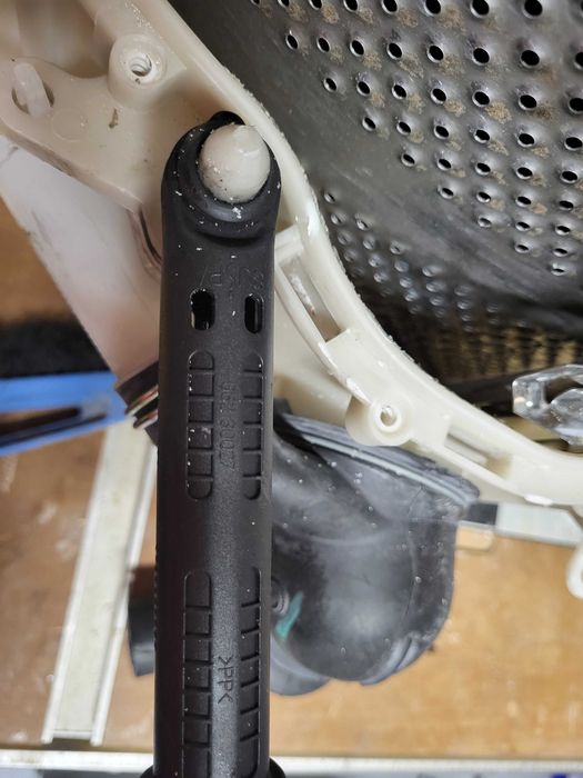 Amortyzatory pralki Bosch Vario Perfeckt serie 4