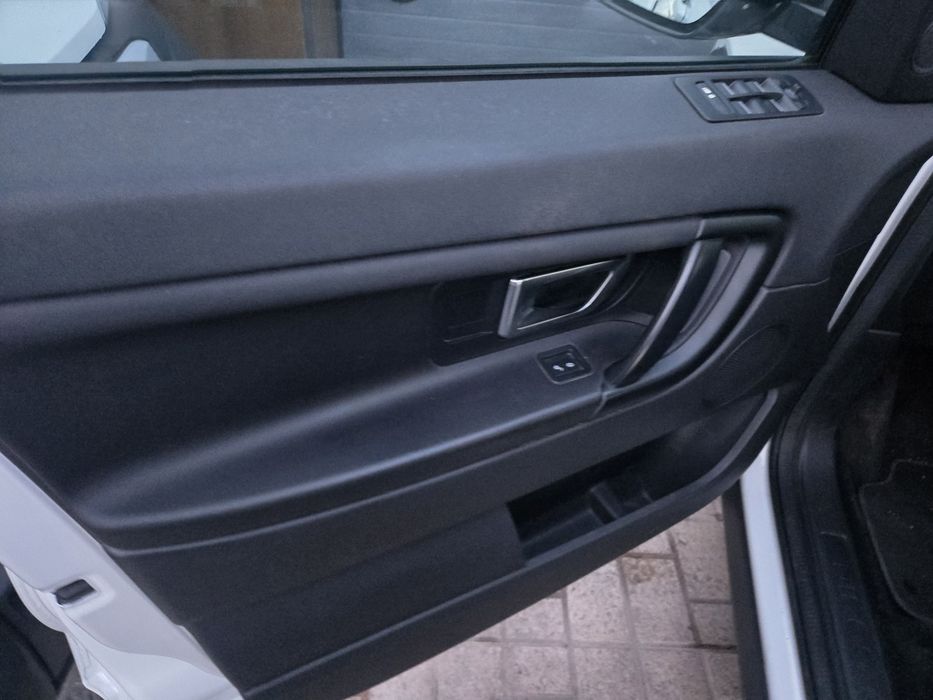 Land Rover Discovery Sport Pure 2.0 Tdi 150 cv.