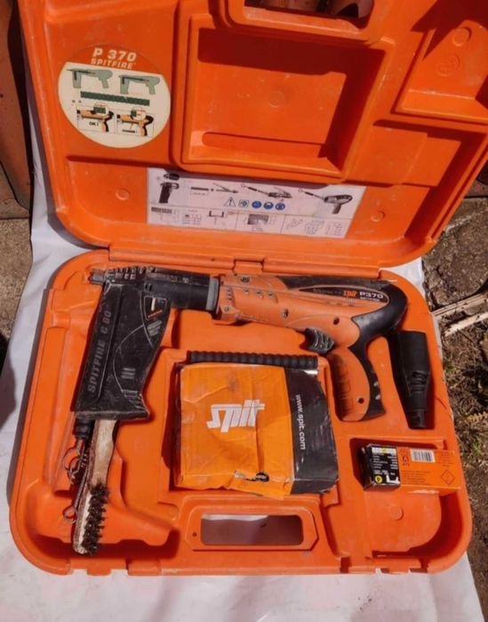 Gwoździarka (osadzak prochowy) Spitfire p370