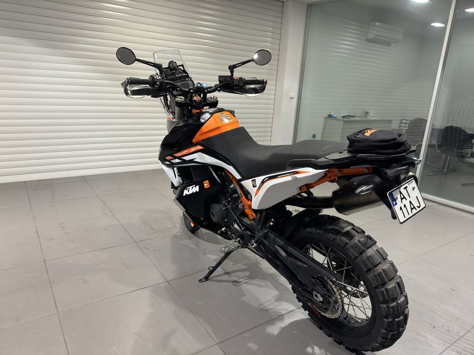 KTM 890 Adventure