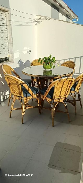 Conjunto de mesa exterior + 6 cadeiras