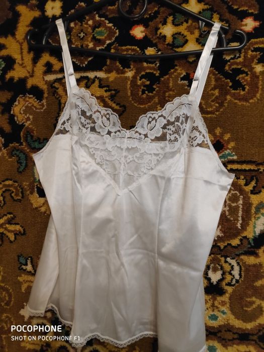 Кружевна майка білого кольору